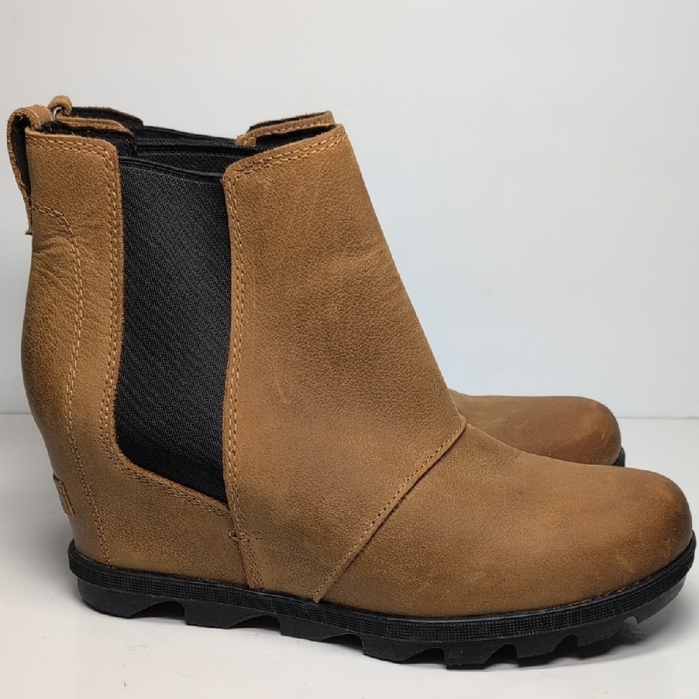 Sorel Joan of Arctic II hidden wedge brown ankle boot womans sz 9.5 EU 40.5